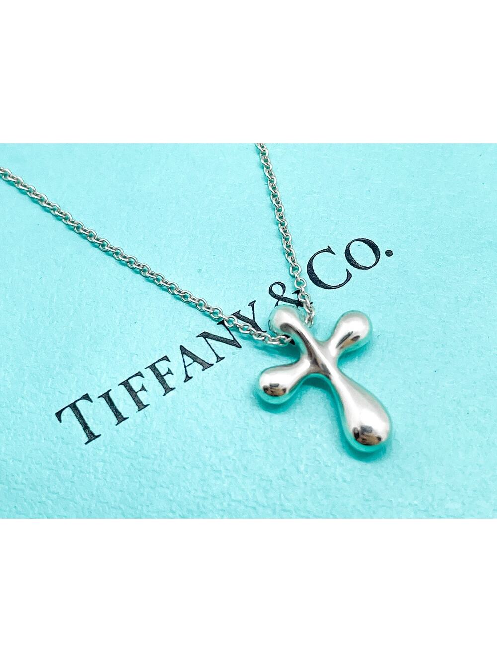 Tiffany & Co. Elsa Peretti Small Cross Pendant Necklace Sterling Silver 16" Box
